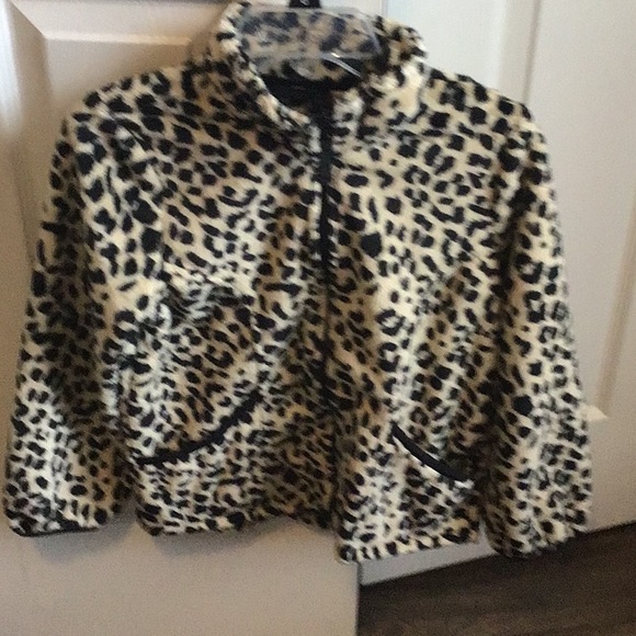 Girls jacket. - Picture 2 of 4